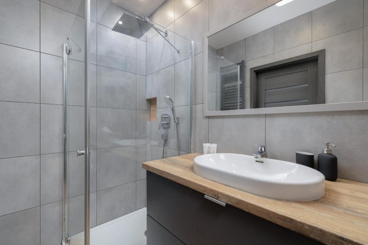 Apartament Osiedle Avia Family In With Balcony By Renters