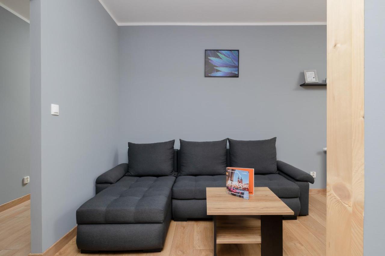 Osiedle Avia Family In With Balcony By Renters Апартаменти